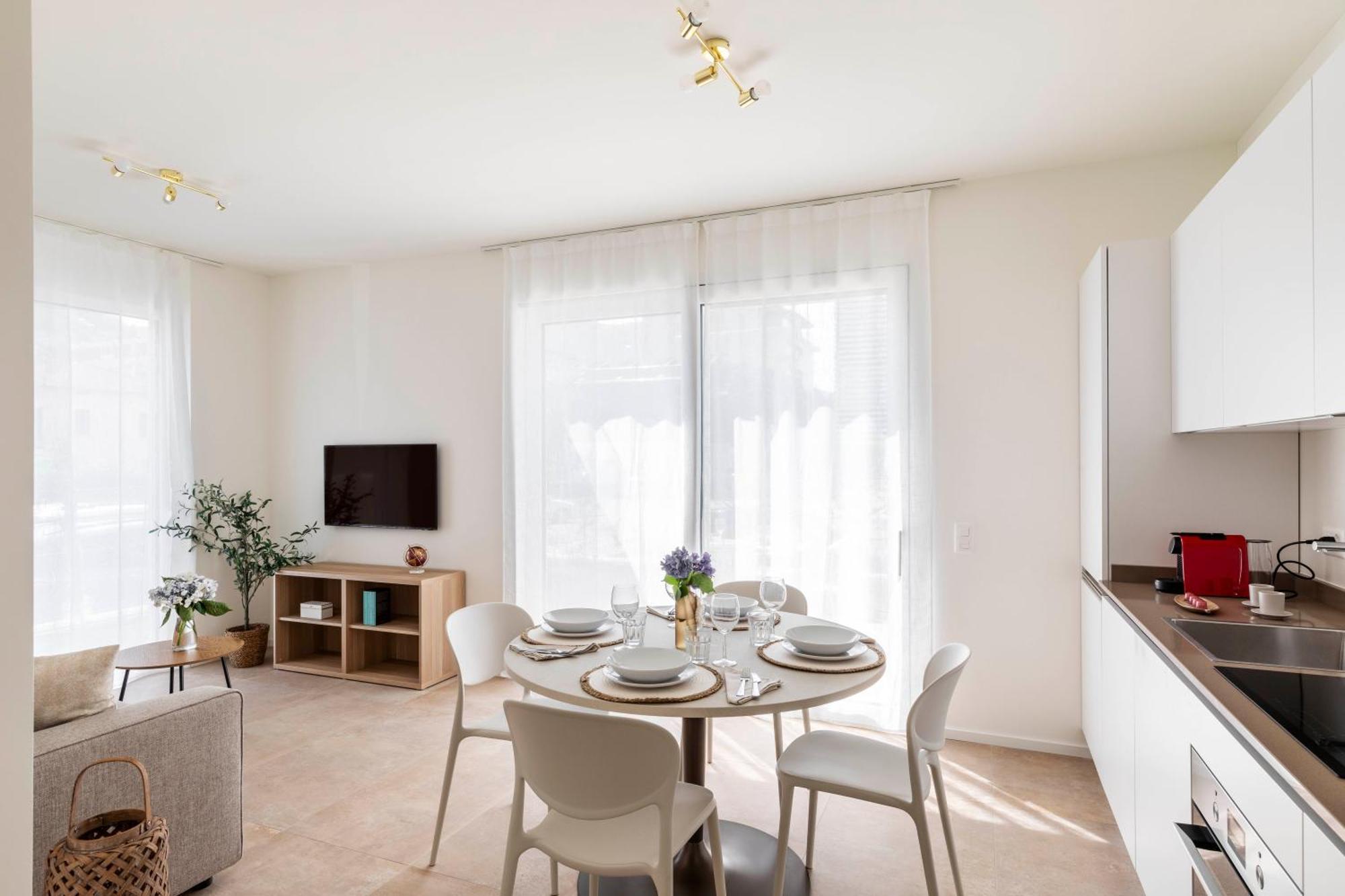 Regalia Suites - Free Parking Lugano Ngoại thất bức ảnh