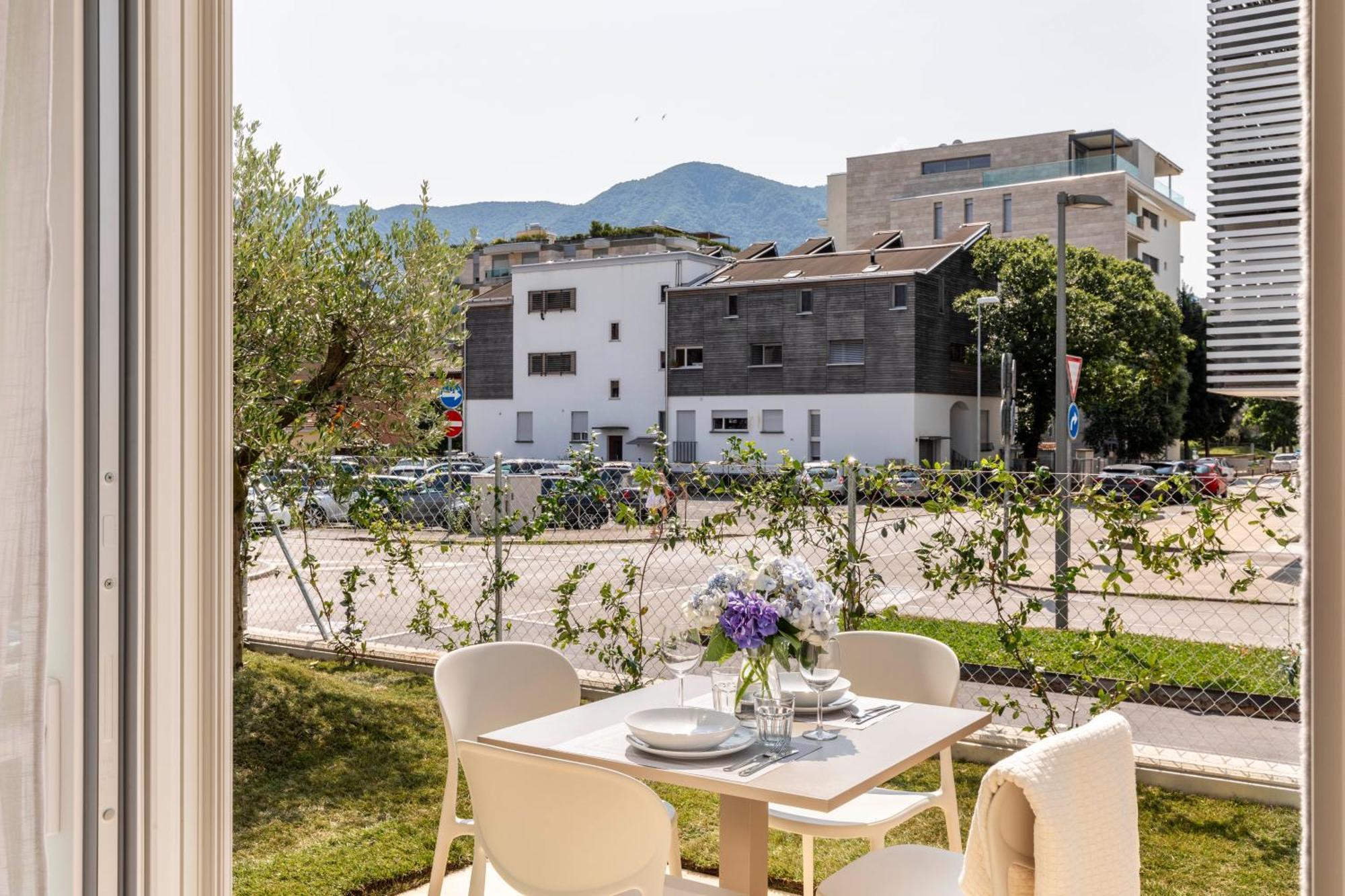 Regalia Suites - Free Parking Lugano Ngoại thất bức ảnh