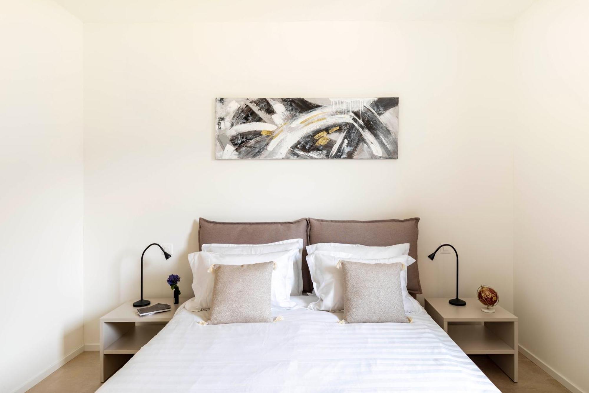 Regalia Suites - Free Parking Lugano Ngoại thất bức ảnh