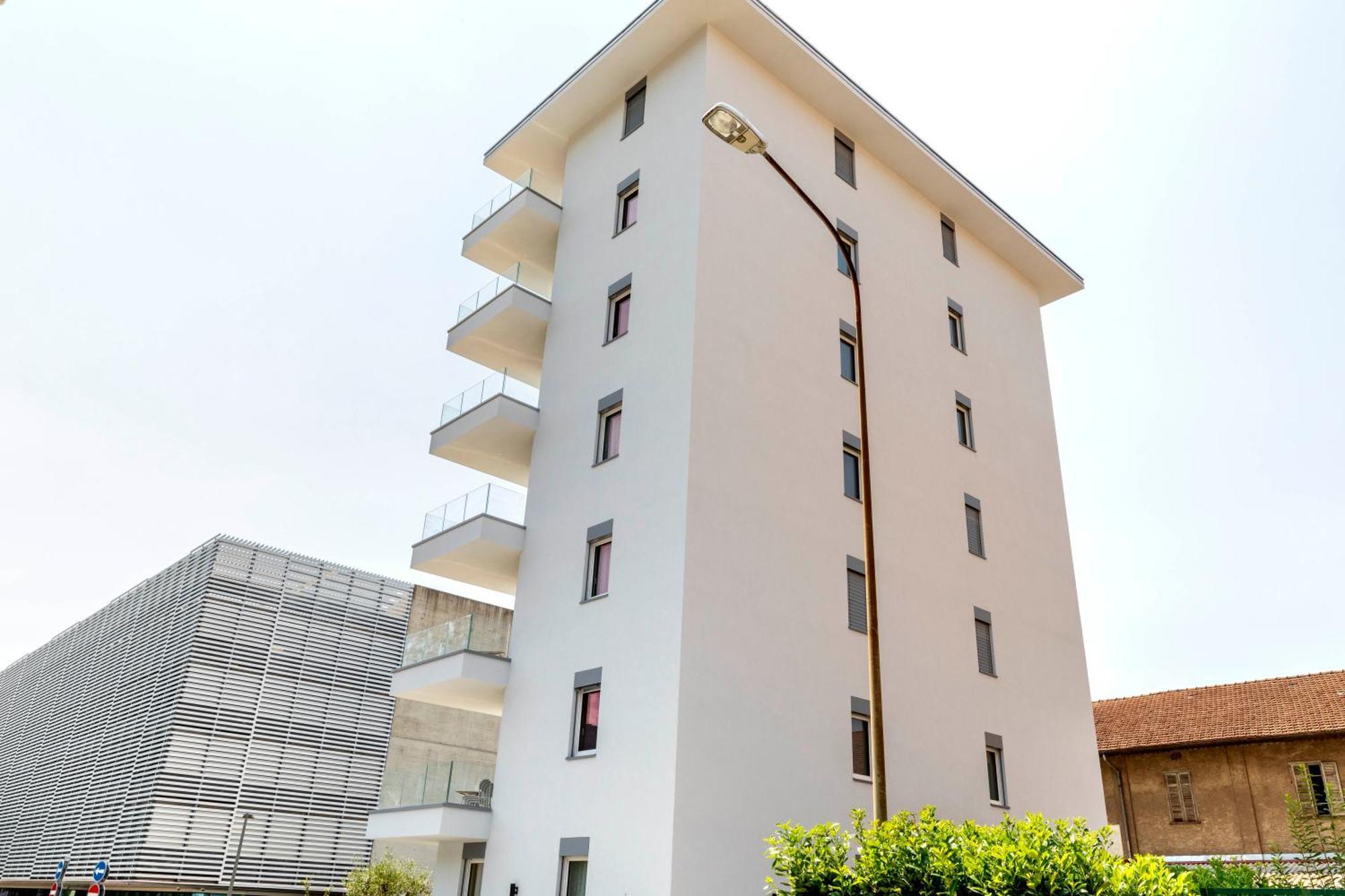 Regalia Suites - Free Parking Lugano Ngoại thất bức ảnh