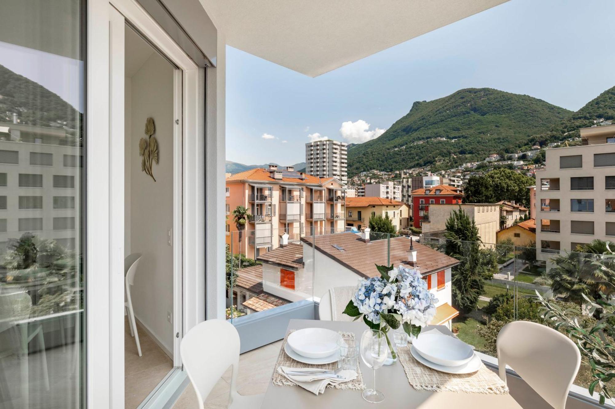 Regalia Suites - Free Parking Lugano Ngoại thất bức ảnh