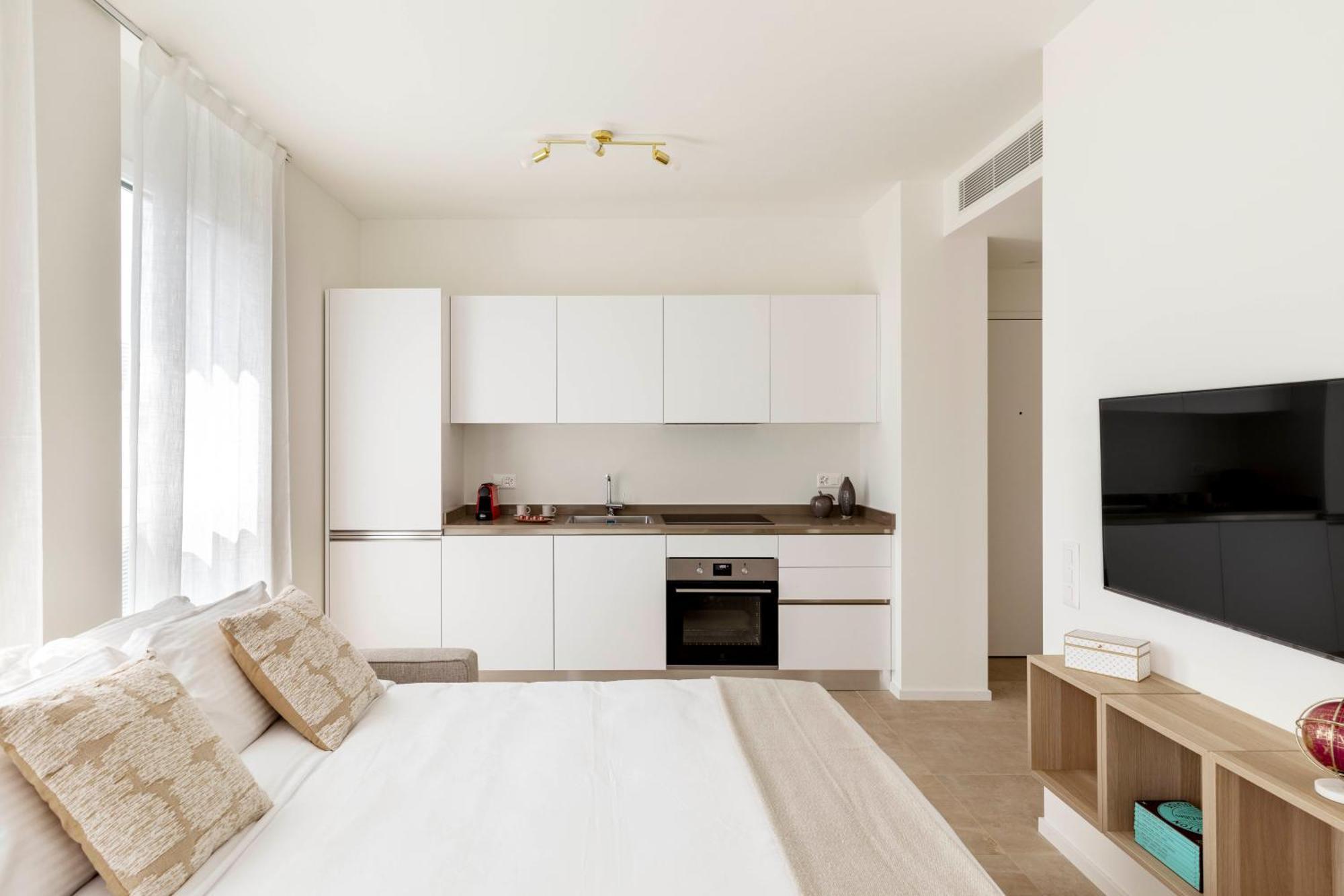 Regalia Suites - Free Parking Lugano Ngoại thất bức ảnh