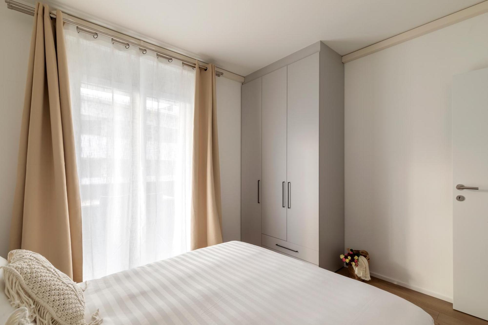 Regalia Suites - Free Parking Lugano Ngoại thất bức ảnh