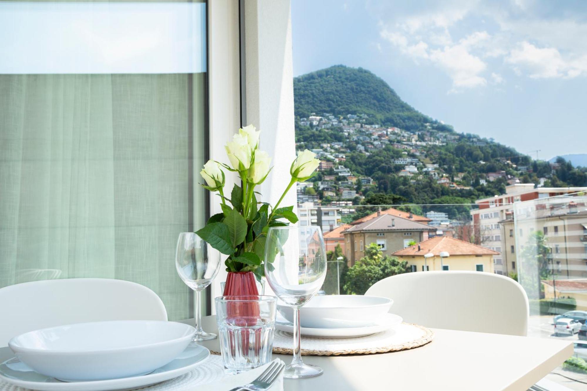 Regalia Suites - Free Parking Lugano Ngoại thất bức ảnh