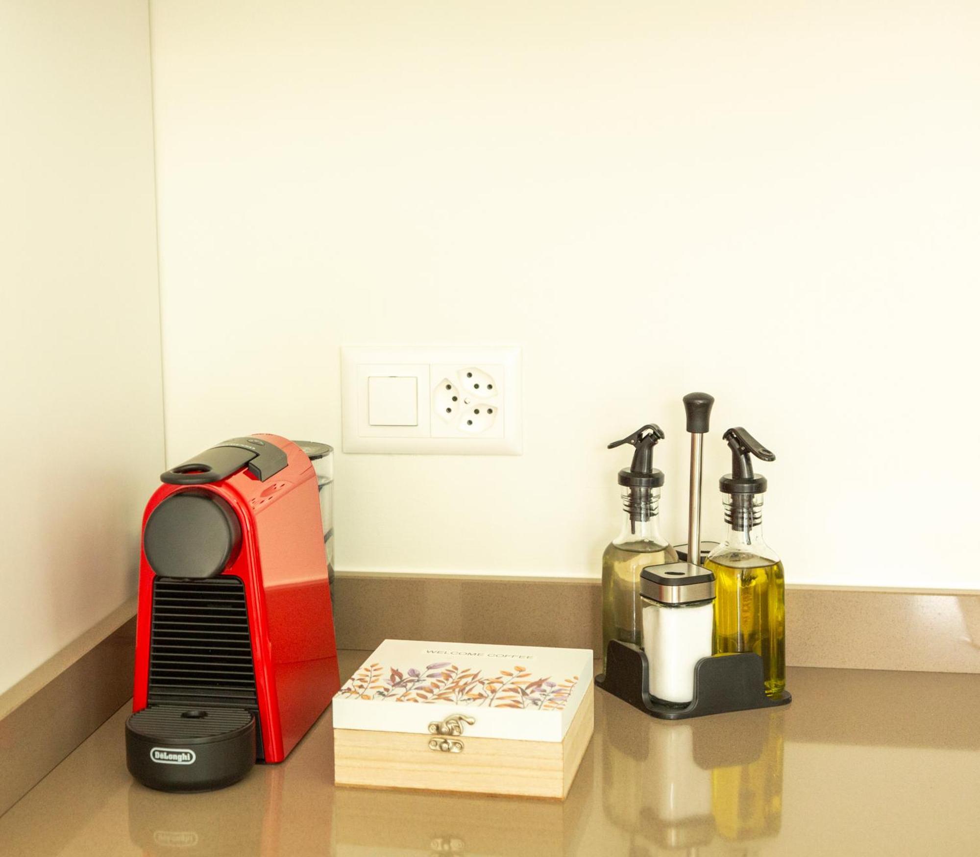 Regalia Suites - Free Parking Lugano Phòng bức ảnh